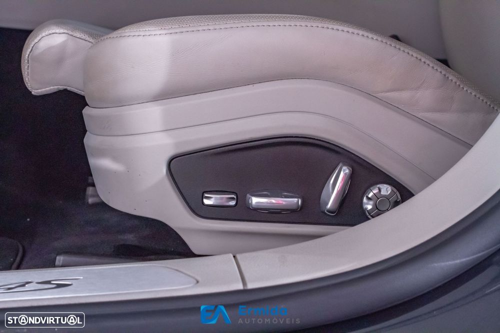 Porsche Panamera Sport Turismo - 46