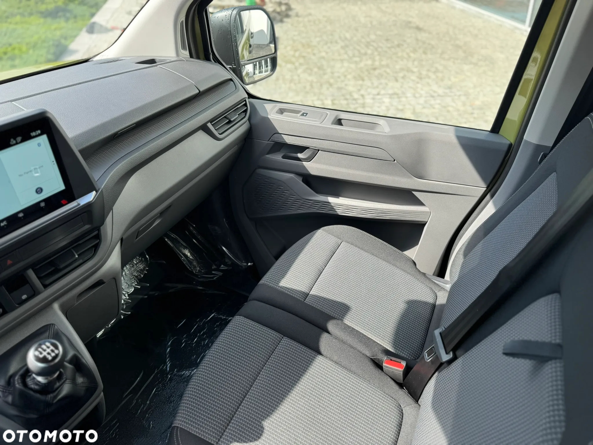 Volkswagen Nowy Transporter - 22
