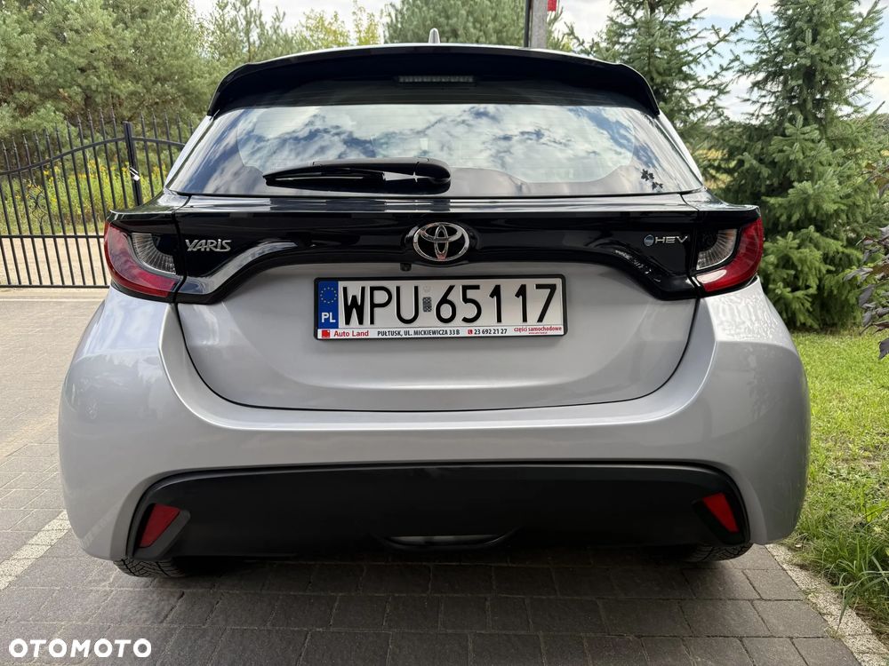 Toyota Yaris - 22