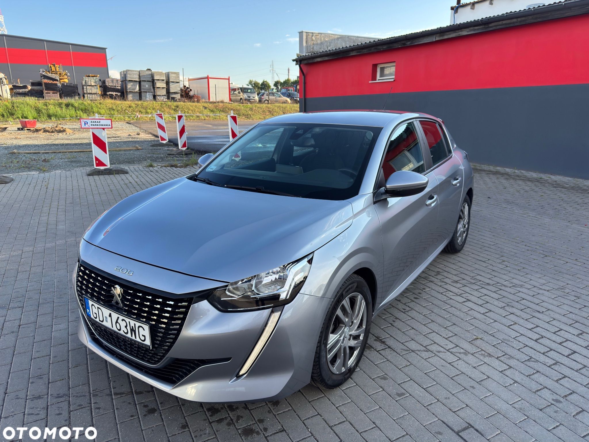 Peugeot 208 1.2 PureTech Active S&S EAT8 - 1