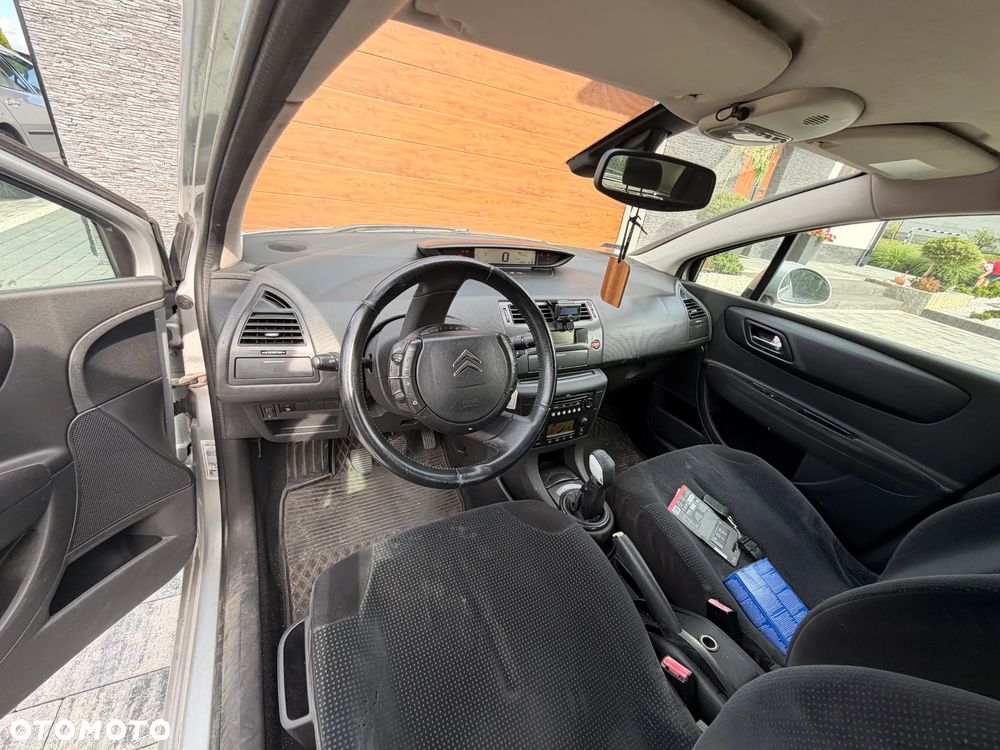 Citroën C4 1.6 HDi SX - 6