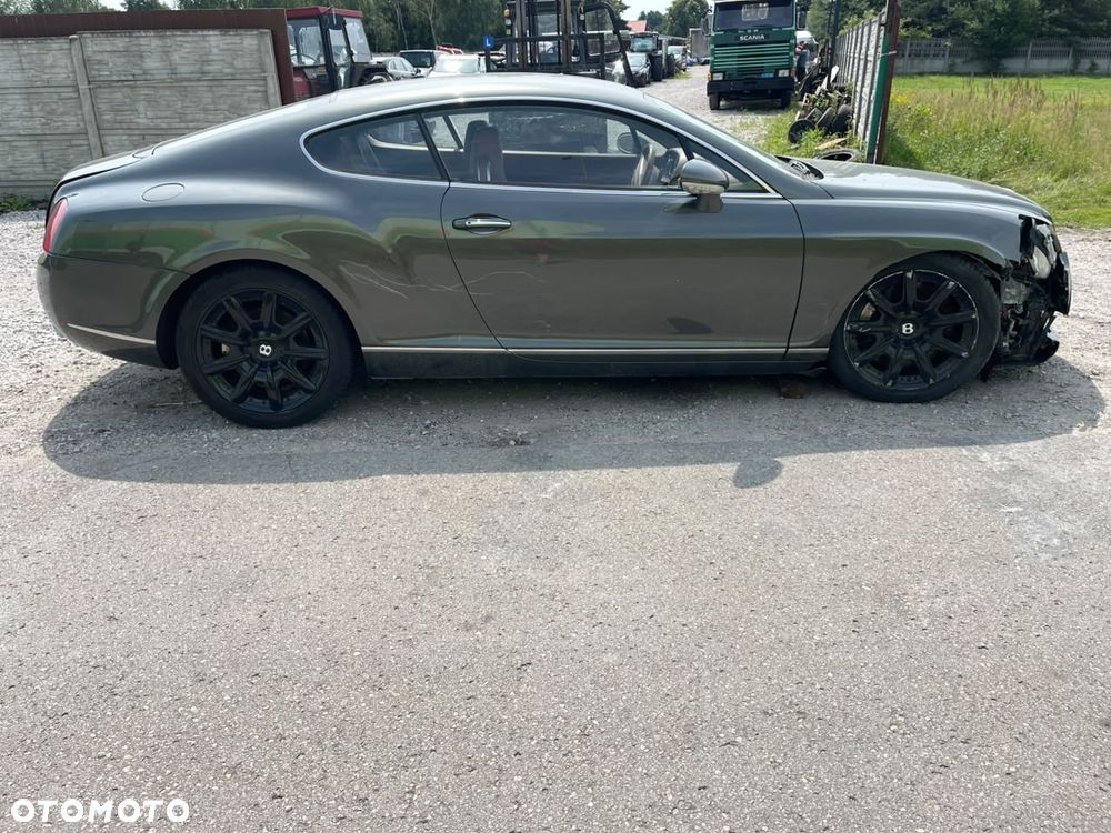 Bentley Continental GT - 5