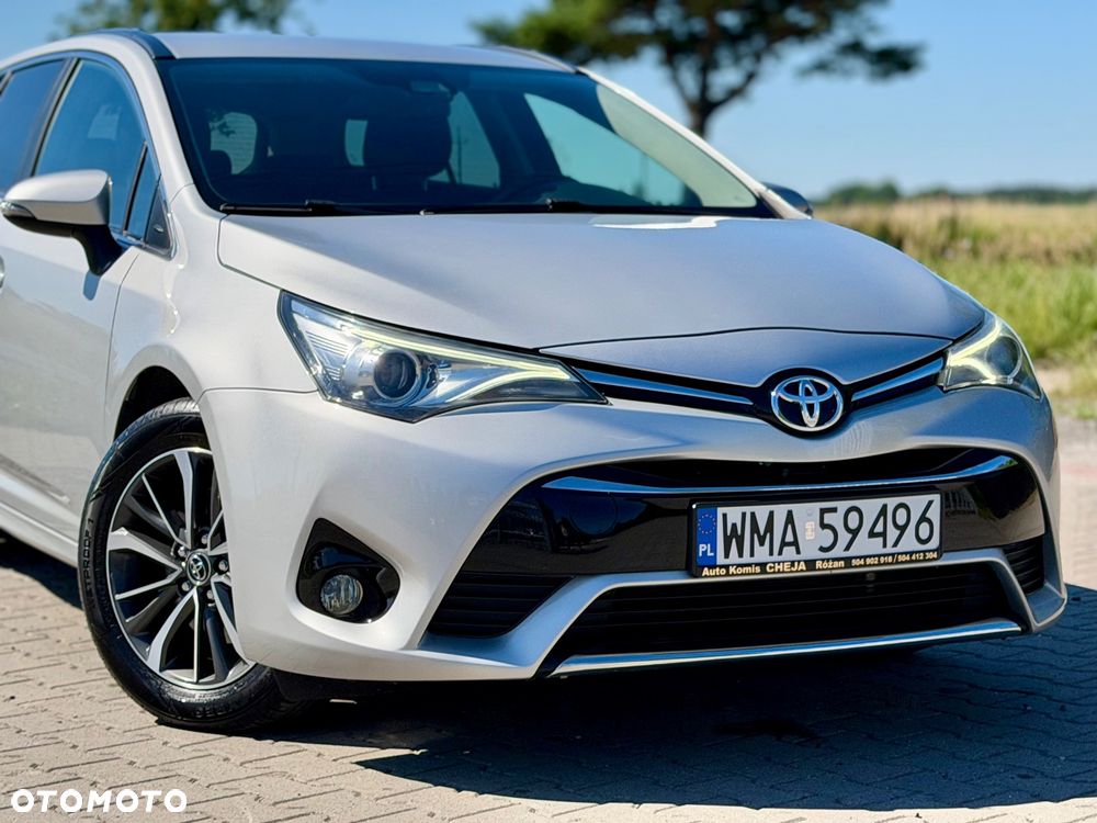 Toyota Avensis 2.0 D-4D Prestige - 40
