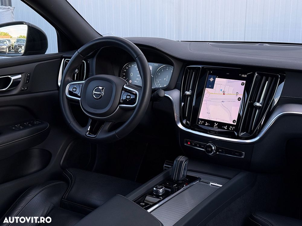 Volvo S60 - 25