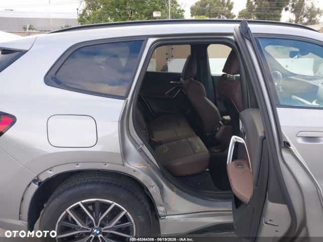 BMW X1 xDrive25i xLine - 6