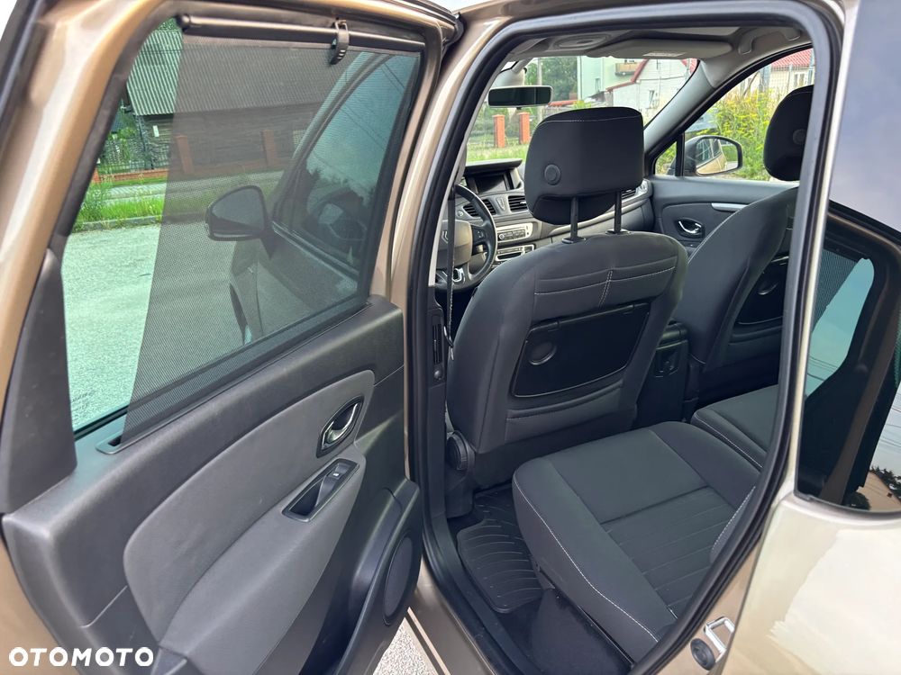 Renault Scenic Energy TCe 115 S&S LIMITED - 18
