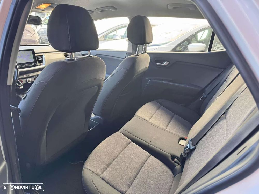 Kia Stonic 1.0 T-GDI Drive - 14