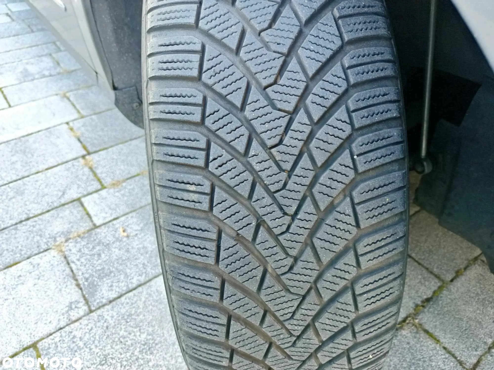 Volkswagen Passat - 13