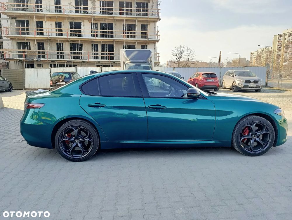 Alfa Romeo Giulia 2.0 Turbo Tributo Italiano Q4 - 6