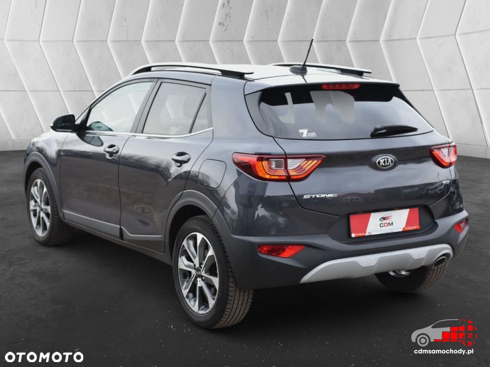 Kia Stonic - 8