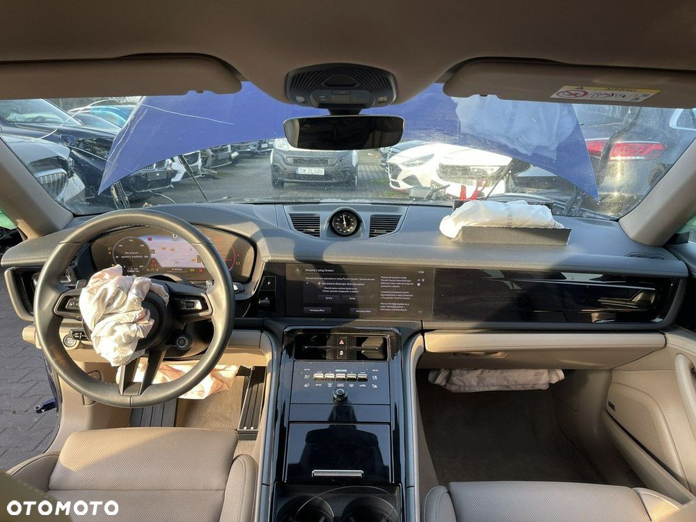 Porsche Panamera 4 - 13