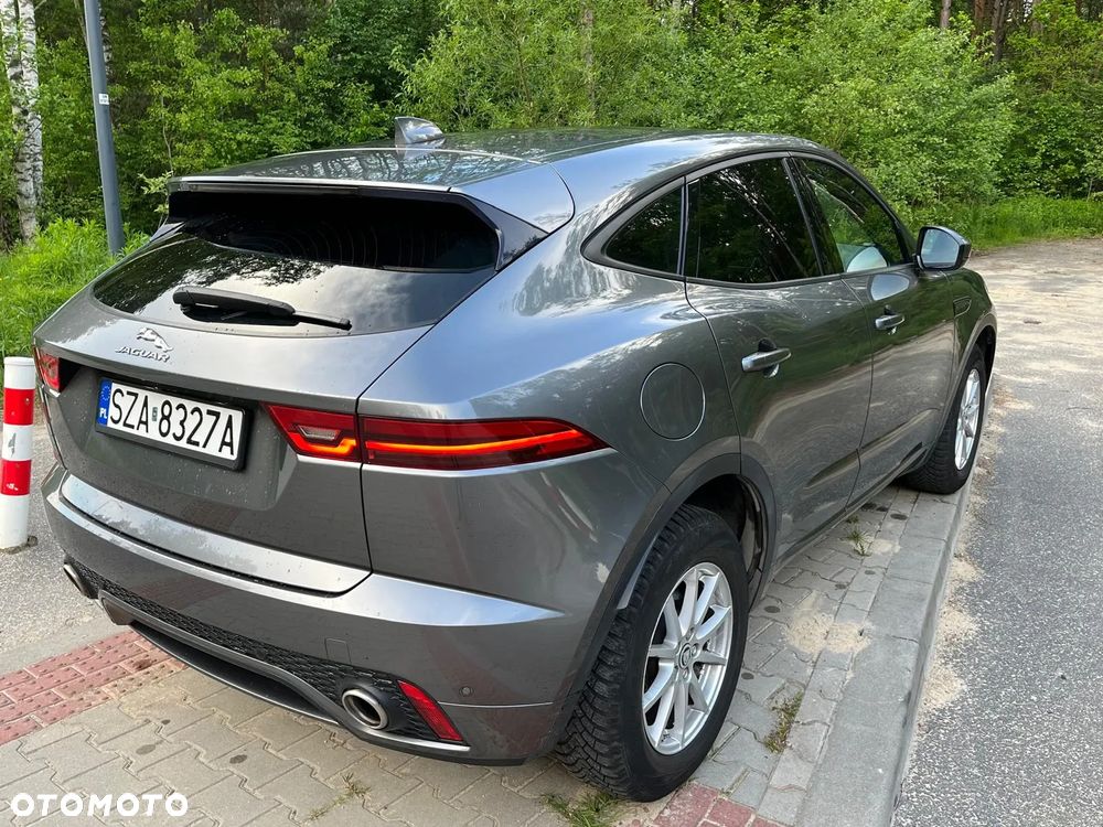 Jaguar E-Pace 2.0 i4D AWD R-Dynamic - 6