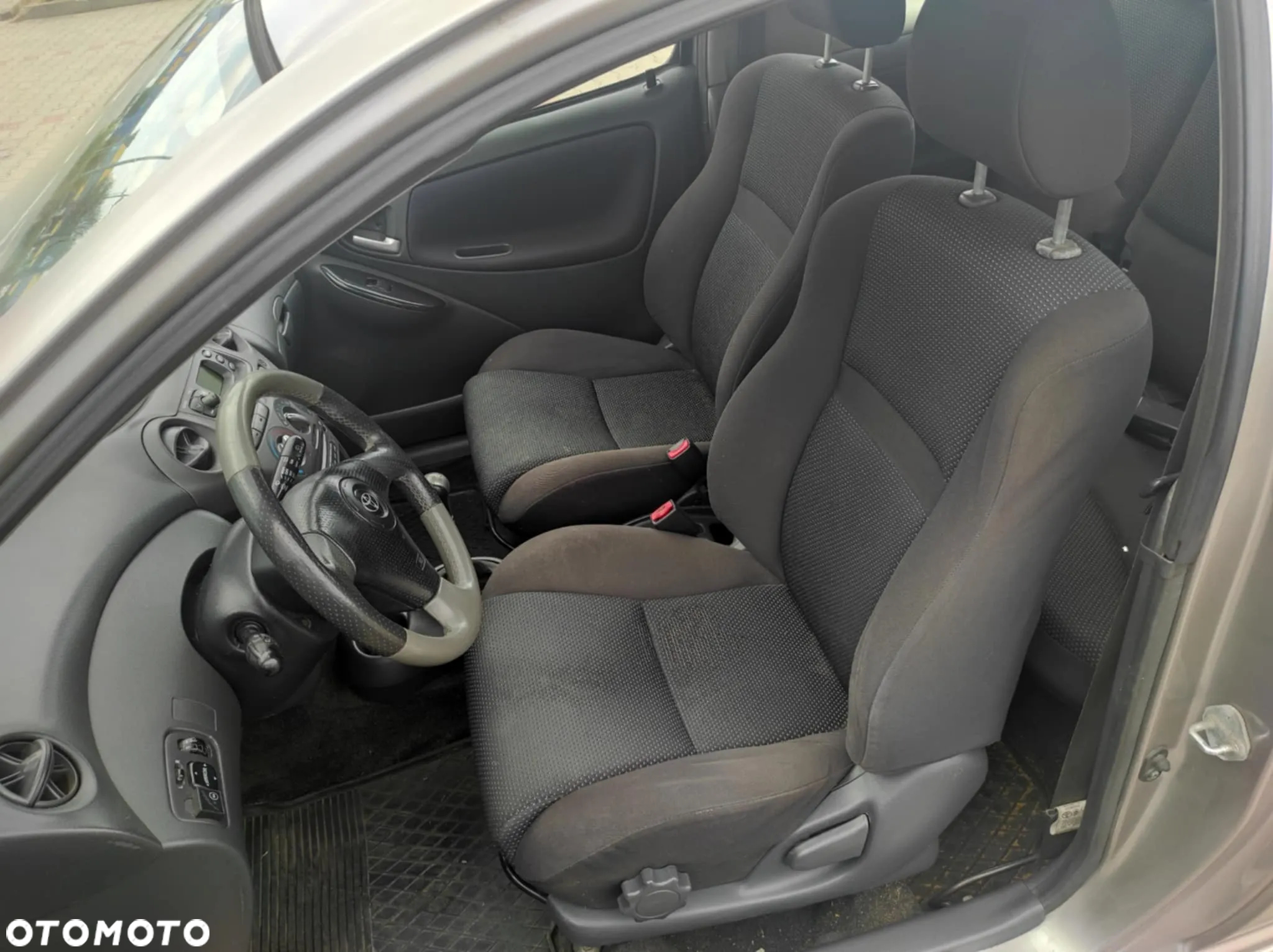Toyota Yaris 1.5 TSport - 6
