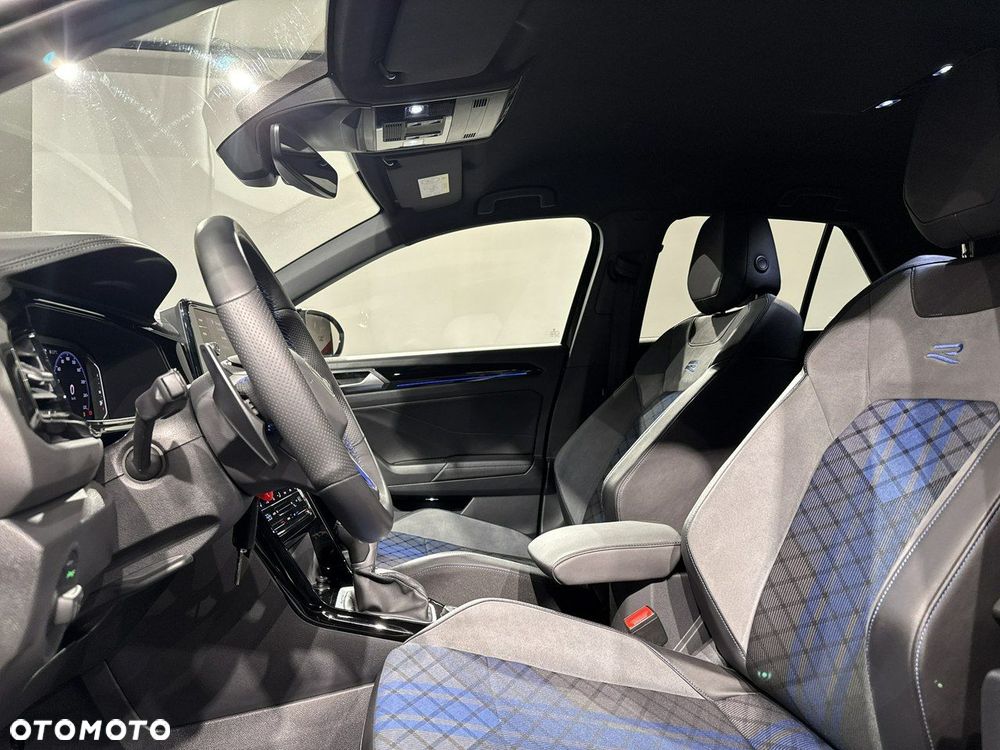 Volkswagen T-Roc - 14