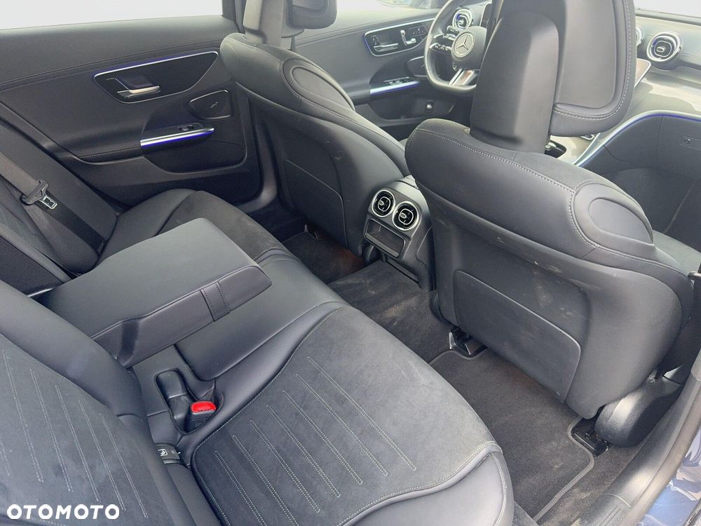 Mercedes-Benz Klasa C 220 d mHEV 4-Matic AMG - 22