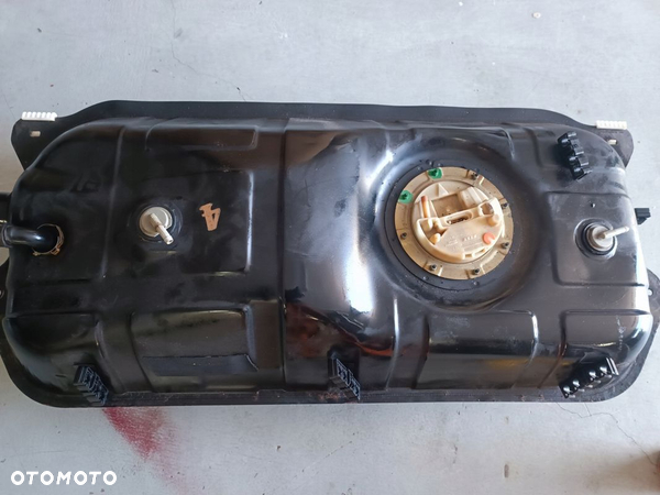 Bak Zbiornik Paliwa Fiat Barchetta