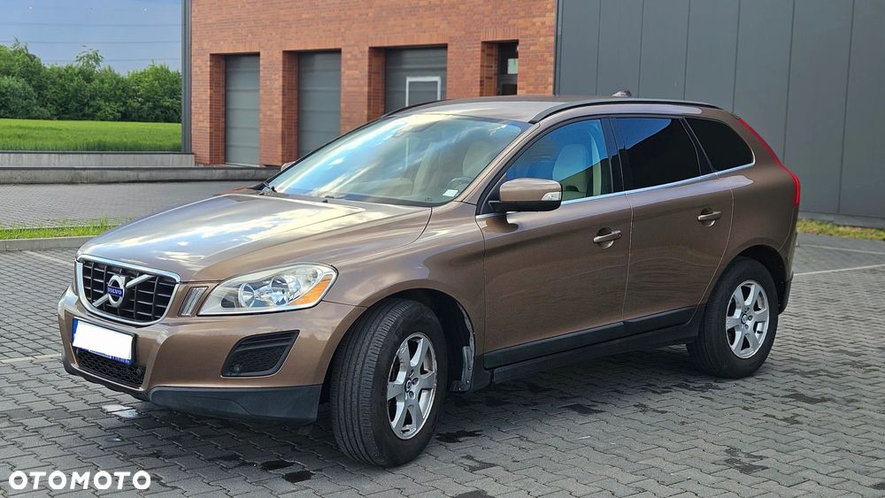 Volvo XC 60 D5 AWD Momentum - 1