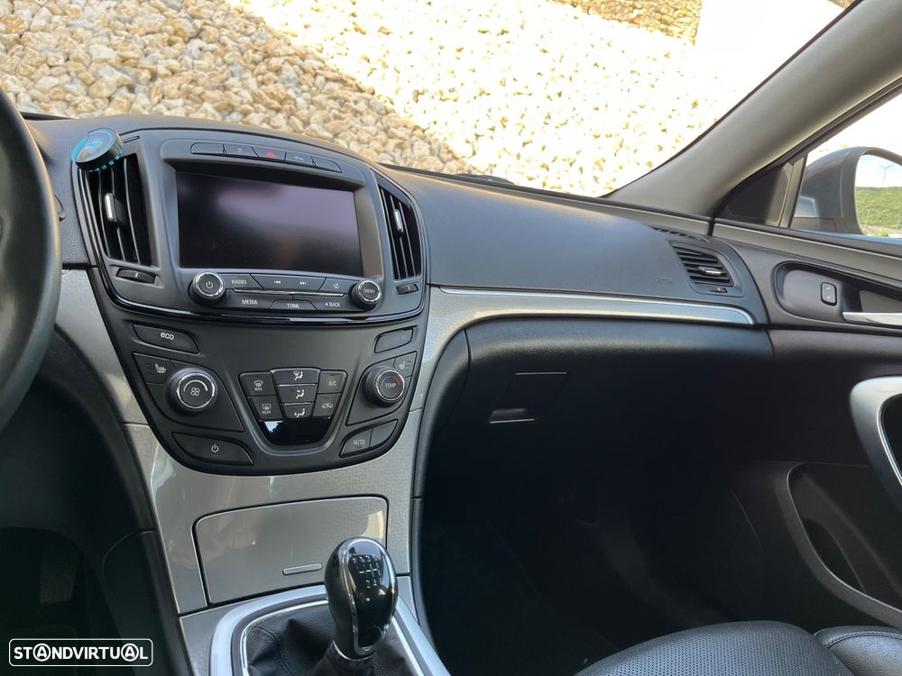 Opel Insignia 2.0 CDTI executive S/S - 31