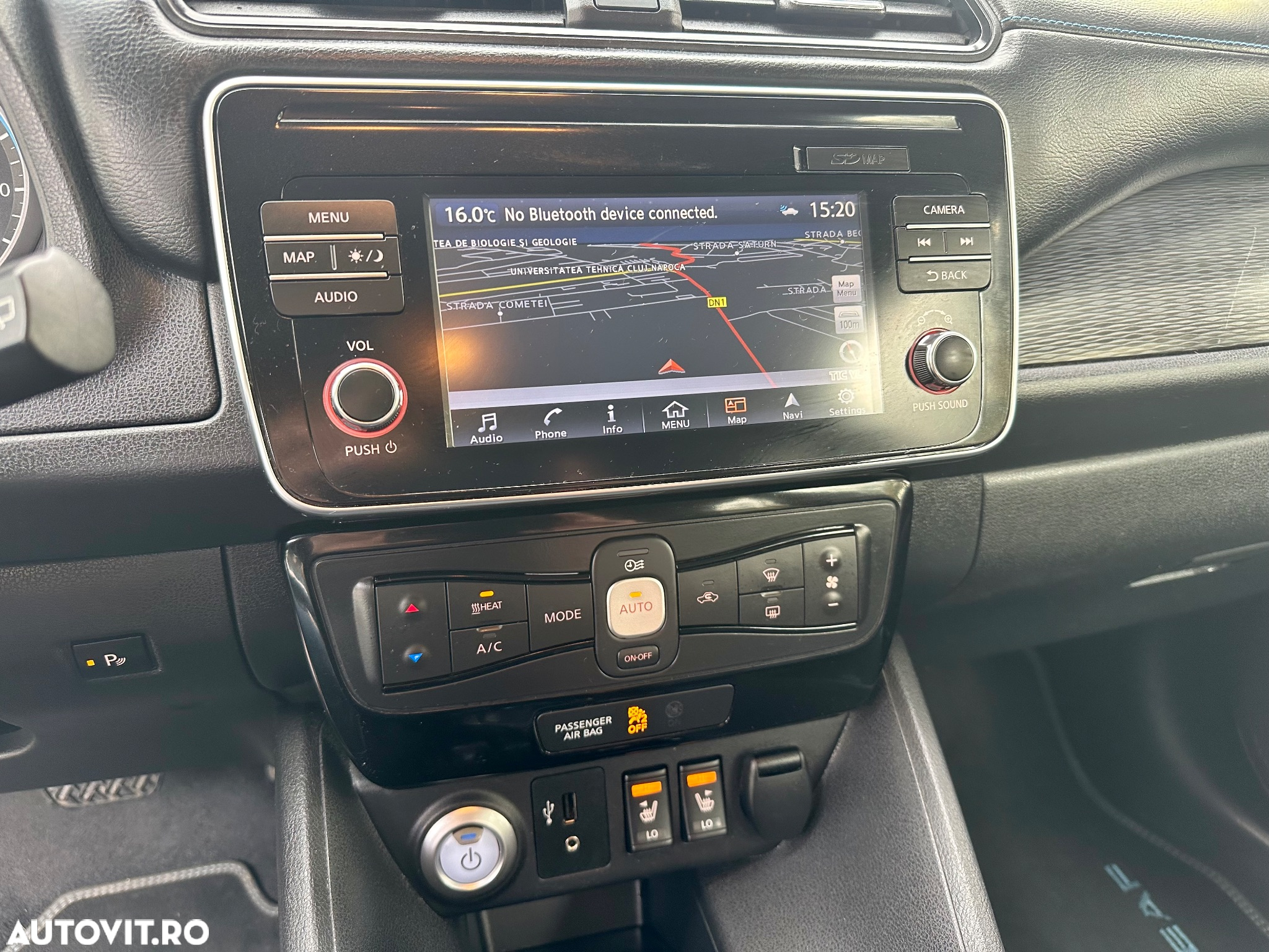 Nissan LEAF Tekna - 15