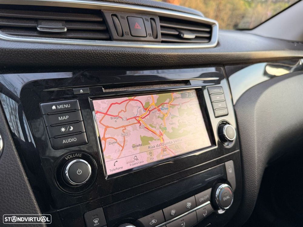 Nissan Qashqai 1.3 DIG-T N-Connecta - 12