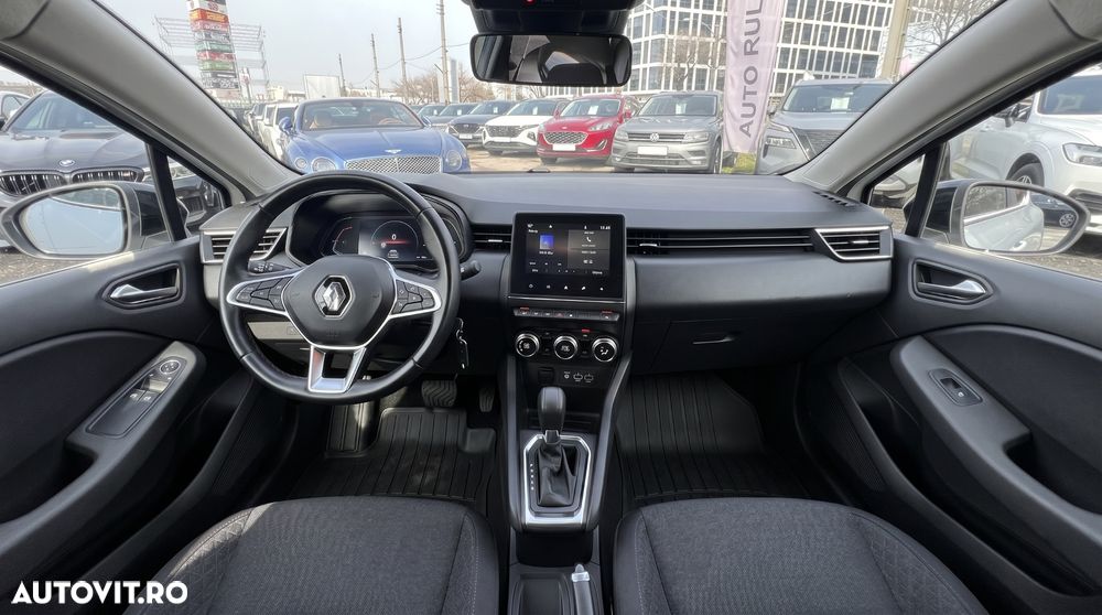 Renault Clio V E-Tech 145 Techno - 5