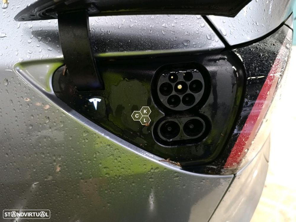 Tesla Model Y Long Range Tração Traseira - 10