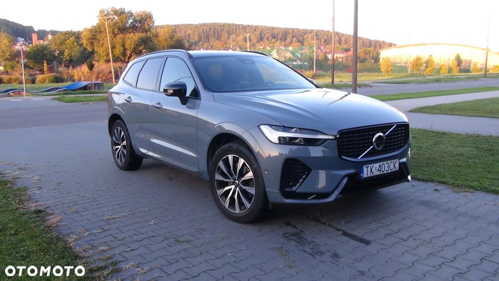 Volvo XC 60 B4 B Plus Dark - 6