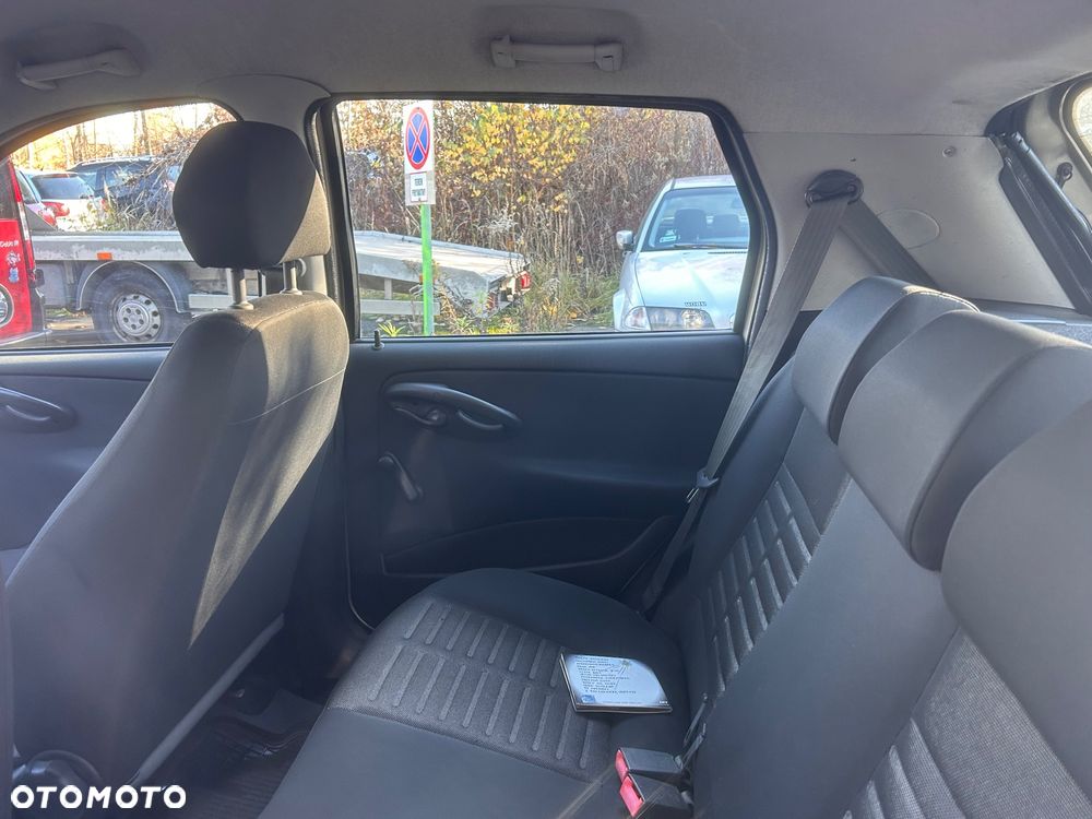 Fiat Punto - 4
