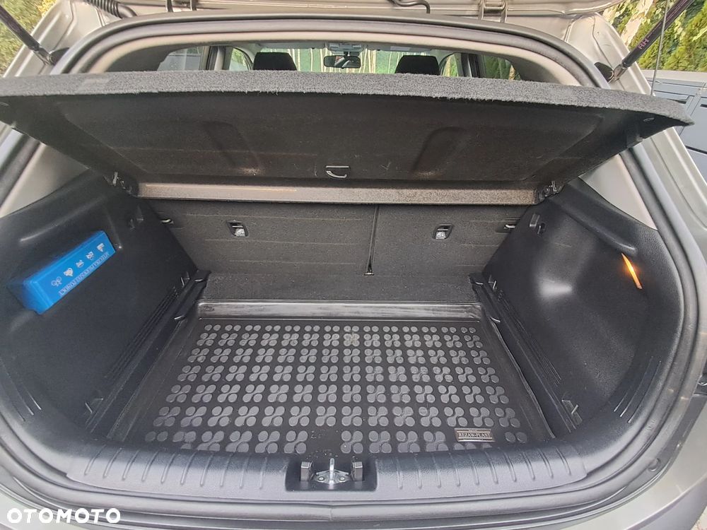 Kia Stonic 1.4 L - 20