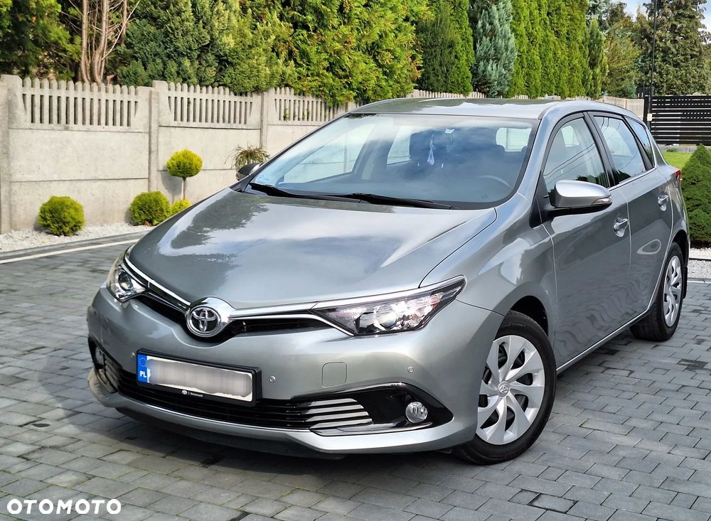 Toyota Auris 1.6 Premium Comfort - 14