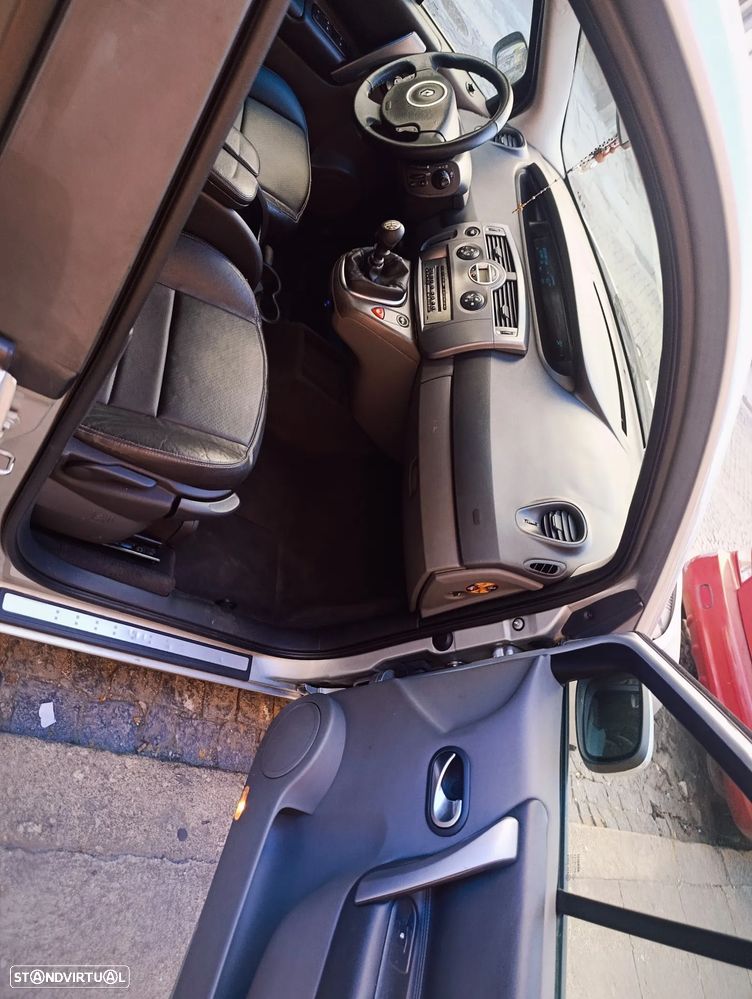 Renault Mégane Scénic - 15