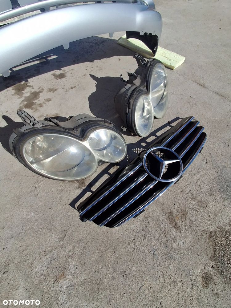Mercedes W209 CLK maska zderzak błotniki lampy wzmocnienie przód 744 - 2