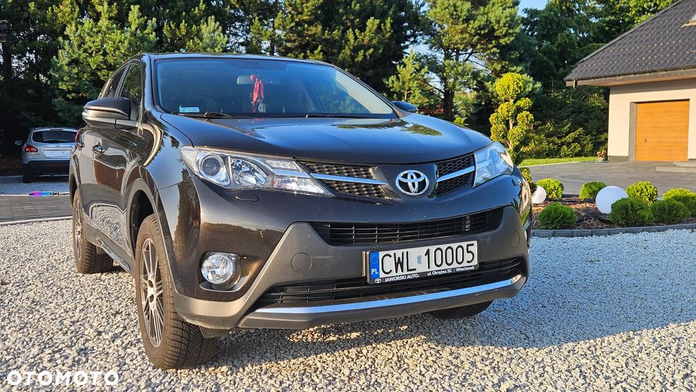 Toyota RAV4 - 1