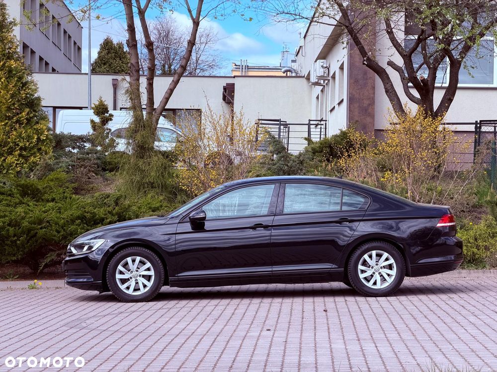 Volkswagen Passat - 6
