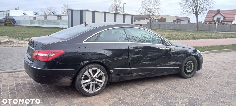 Mercedes-Benz Klasa E - 9