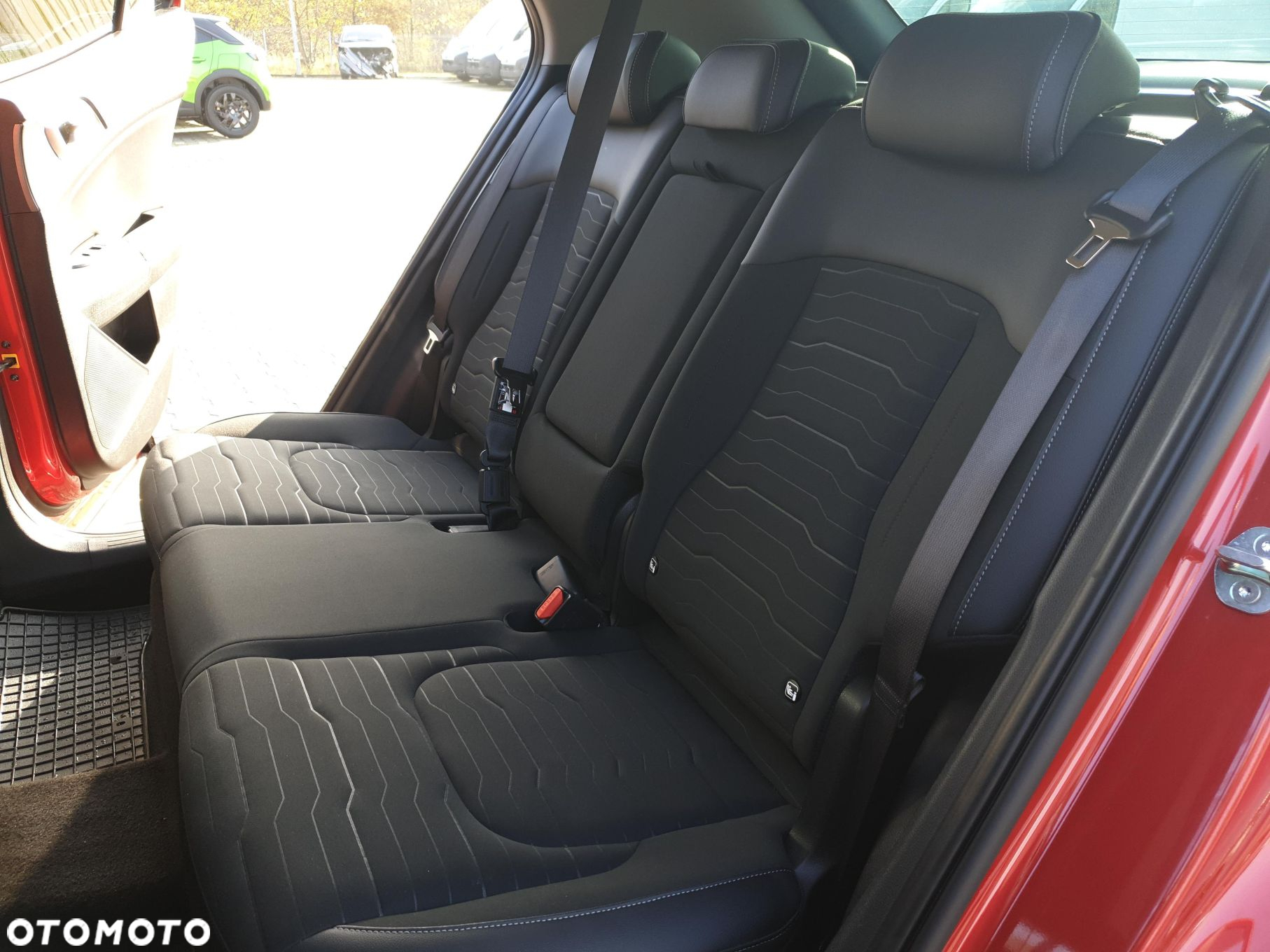 Kia Sportage 1.6 T-GDI MHEV Business Line 2WD DCT - 16
