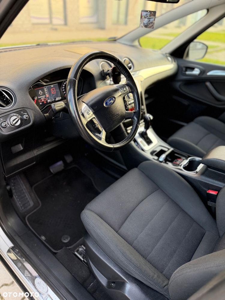 Ford S-Max 2.0 TDCi DPF Titanium - 18