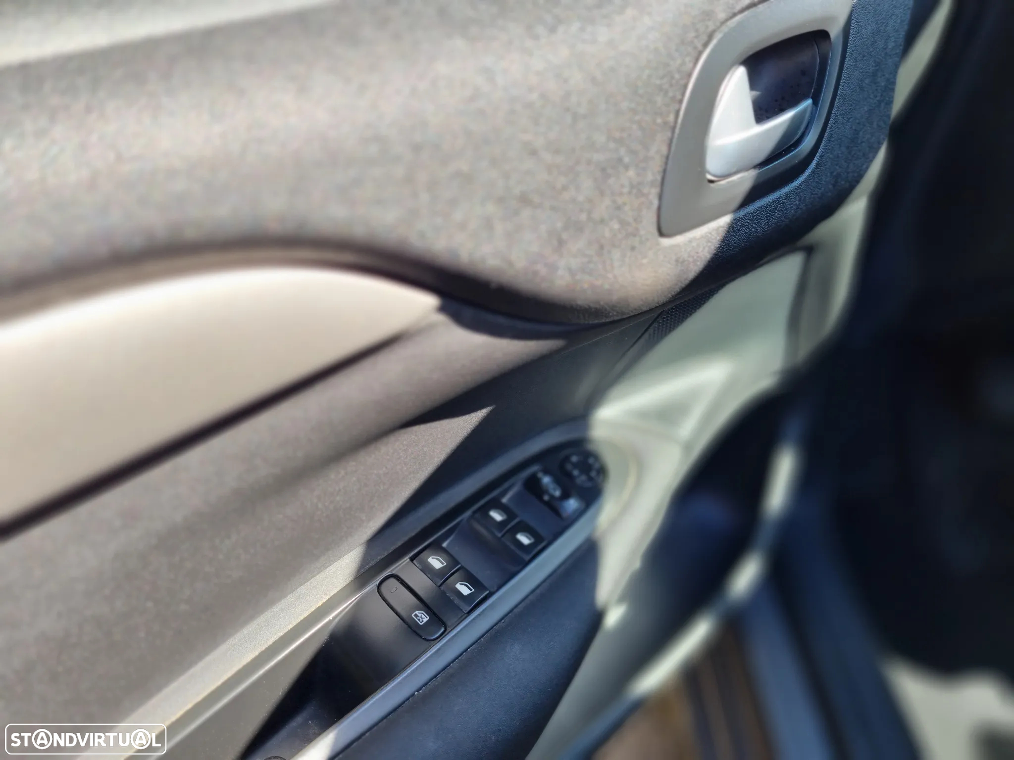 Citroën C4 1.6 BlueHDi Feel Edtion - 22