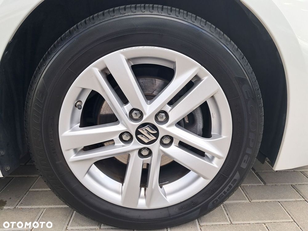 Suzuki Swace 1.8 Hybrid Premium Plus CVT - 28