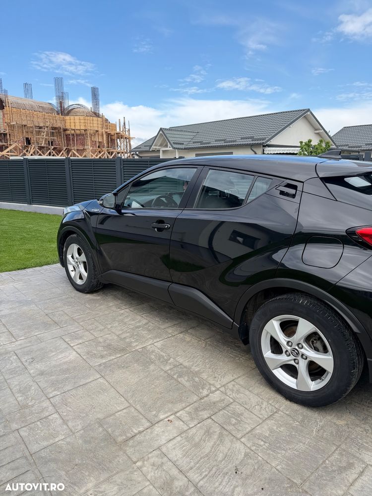 Toyota C-HR - 5