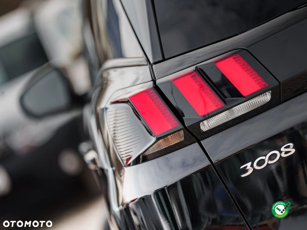 Peugeot 3008 1.5 BlueHDi Allure S&S - 11