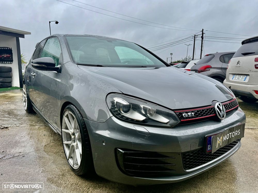 VW Golf 2.0 TSi GTI DSG - 40