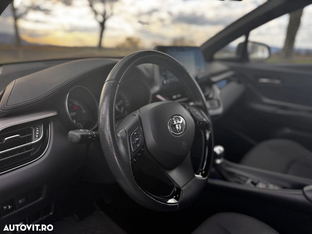 Toyota C-HR Business-Edition - 14