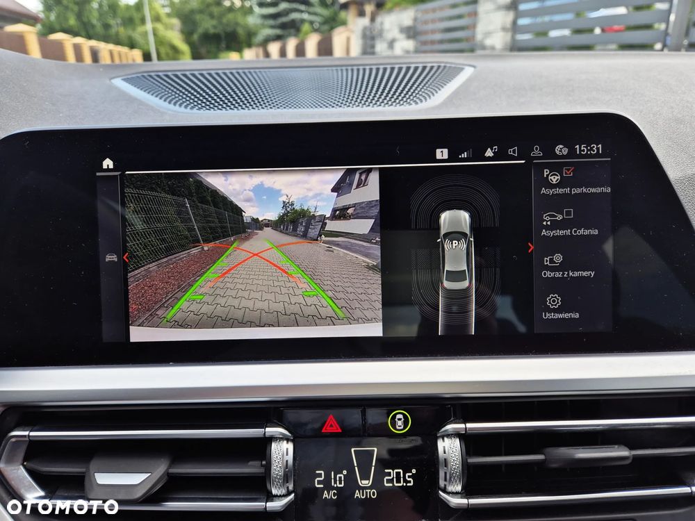 BMW Seria 3 318i Sport Line - 9