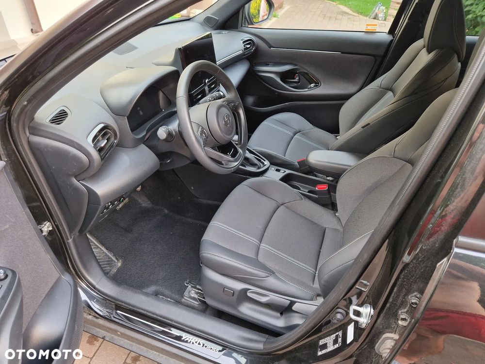 Toyota Yaris Cross Hybrid 1.5 Executive - 16