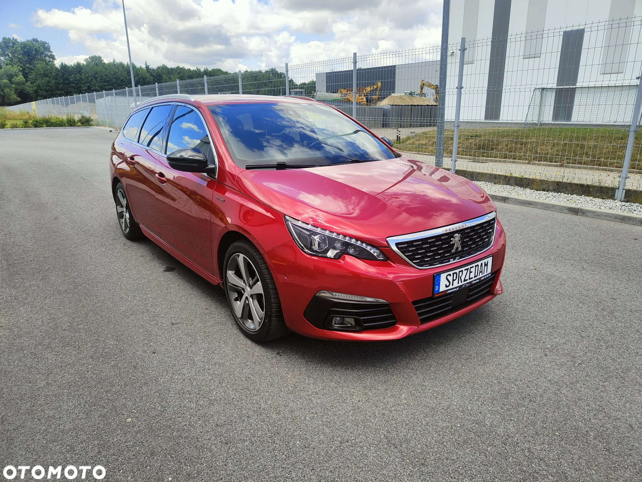 Peugeot 308 SW BlueHDi 130 EAT8 Stop & Start GT - 2