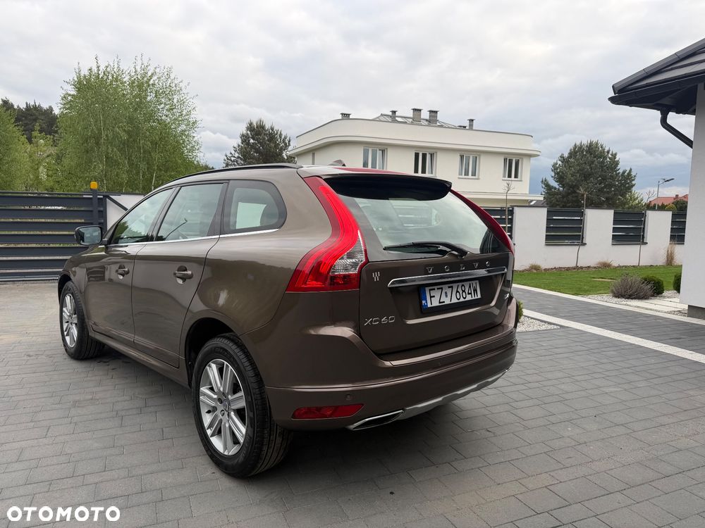 Volvo XC 60 D4 Geartronic Momentum - 6