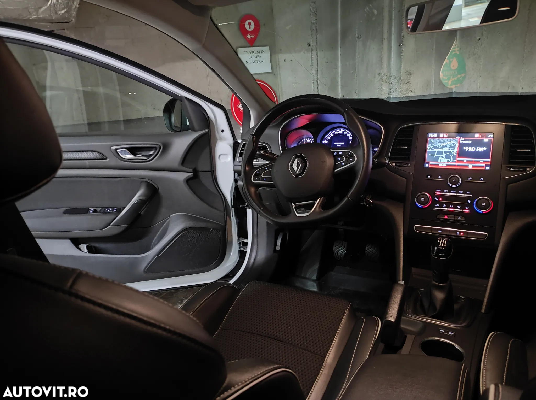 Renault Megane BLUE dCi 115 ZEN - 19