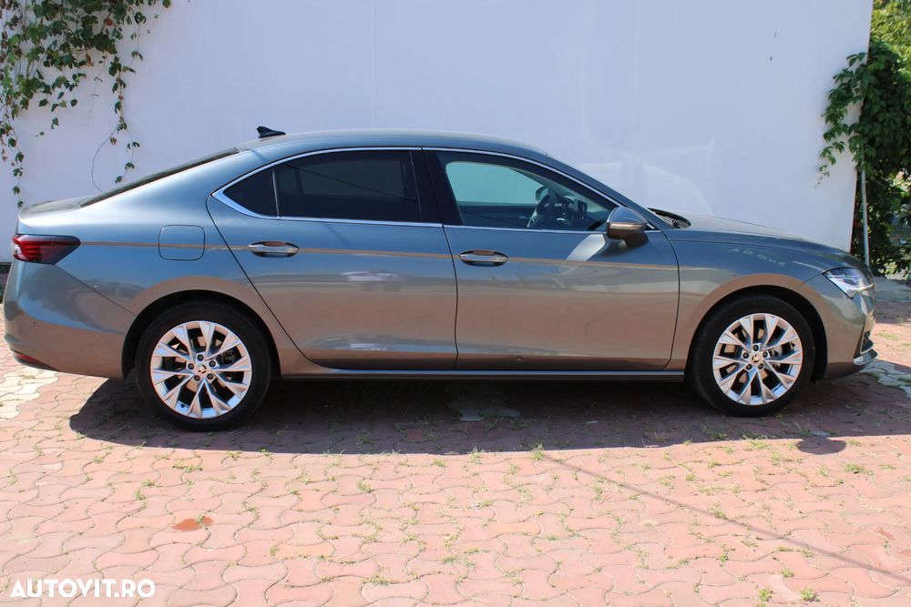 Skoda Superb ver-1-5-tsi-e--tec-dsg-selection - 8