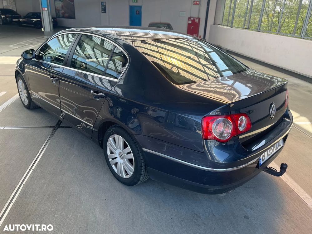 Volkswagen Passat 2.0 TDI DPF Highline - 7